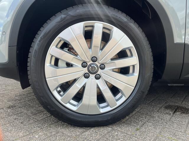 Volvo EX40 Single Motor Extended Range Business Ed. 82 kWh / Fiscale waarde 51.8252 / Adaptieve cruise control / 360 camera / Nieuw uit voorraad /