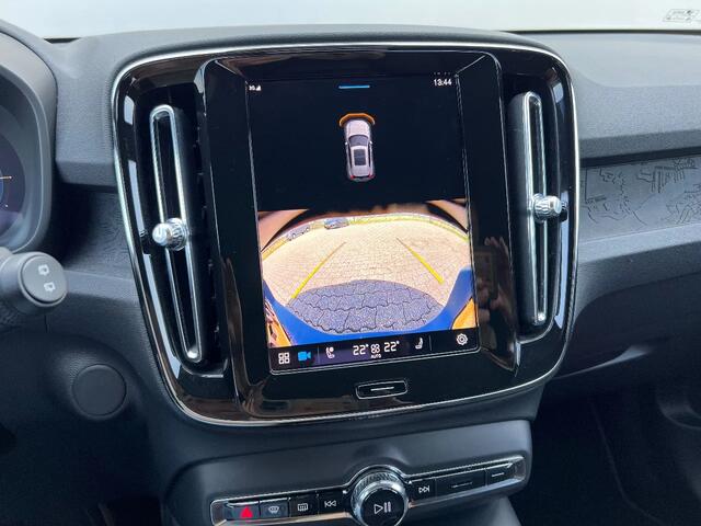 Volvo EX40 70 kWh PLUS, Two tone, ACC, Warmtepomp