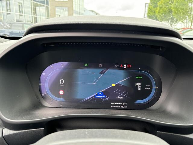 Volvo EX40 Single Motor Core 70 kWh | Privacy Glas | 19 Inch Diamond Cut Velgen | Nieuw uit voorraad |