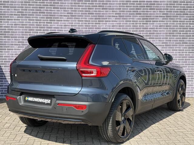 Volvo EX40 Single Motor Extended Range Ultra Black Ed. 82 kWh | Pixel LED koplampen | Panorama dak | 360° Camera | Harman/Kardon | elektrisch verstelbare voorstoelen met memory | Getint glas | 20" |