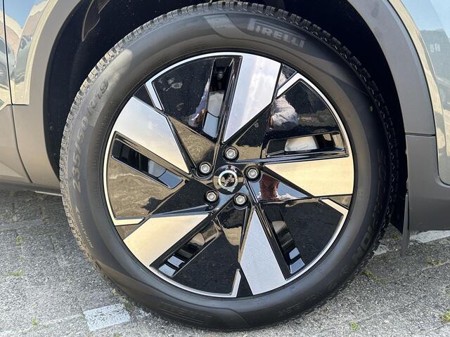 Volvo EX40 Single Motor Business Edition 70 kWh Harman kardon 19 inch extra getint glas intellisafe climate line all weather banden