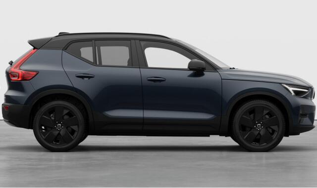 Volvo EX40 Single Motor Extended Range Plus Black Ed. 82 kWh Panoramadak / Apple Carplay / Android Auto / Harman kardon audio / Adaptive cruise control / Pilot assist / Lichtmetalen velgen /
