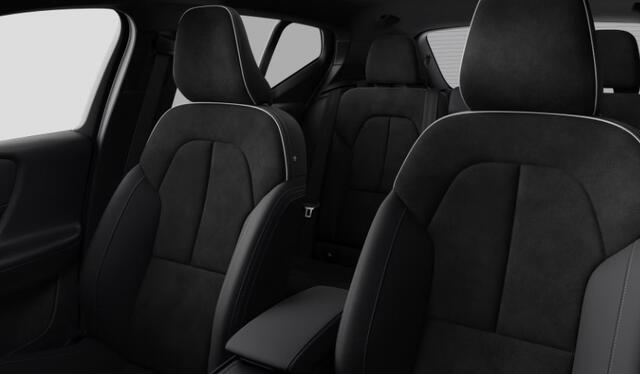 Volvo EX40 Single Motor Extended Range Plus Black Ed. 82 kWh Panoramadak / Apple Carplay / Android Auto / Harman kardon audio / Adaptive cruise control / Pilot assist / Lichtmetalen velgen /