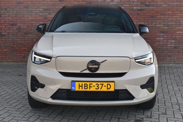 Volvo EX40 252PK Extended Range Ultra 82 kWh | Luxe lederen bekleding | Exterieur delen in kleur | Panorama dak | H&K audio