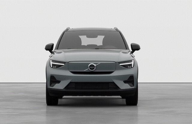 Volvo EX40 252PK Single Motor Extended Range Plus 82 kWh / Lounge pakket / Extra getint glas / Panoramadak / 360 camera / 20'' velgen / Zwart dak