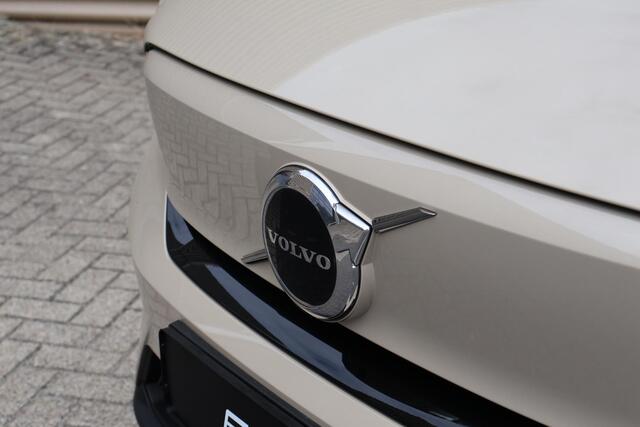 Volvo EX40 Single Motor Extended Range Plus 82 kWh | Memory stoelen elektr. bedienbaar | Pilot assist