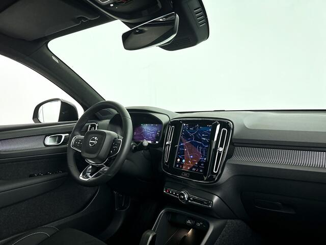 Volvo EX40 Single Motor Extended Range Plus Black Ed. 82 kWh | Panoramadak | Parkeercamera | Harman Kardon