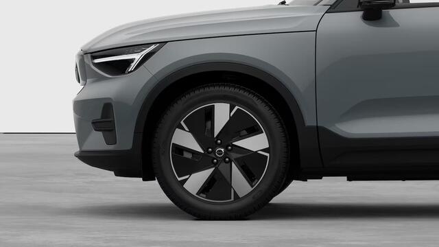 Volvo EX40 Single Motor Essential 70 kWh | Verwacht Nov. 2025 | Google Infotainment | 4-Seizoensbanden | 19" Lichtmetalen Wielen | Adaptieve Cruise Control | Achteruitrijcamera |