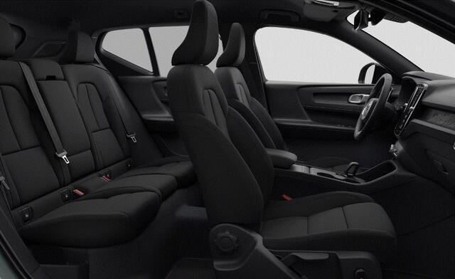 Volvo EX40 252PK Single Motor Extended Range 82 kWh Business Edition/ Navigatie / Camera / Adaptive Cruise control / Stuur & Stoelverwarming / Harman Kardon / Getinte Ramen / 19" LM Velgen