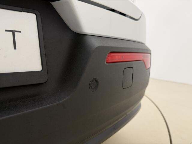 Volvo EX40 Extended Range Ultra 82 kWh / Nubuck / All Season banden / Parelmoer kleur / Panoramadak / Elektr. Stoelen / Harman&Kardon / 360 Camera / Stoel + Stuurw. Verwarming / ACC / BLIS /