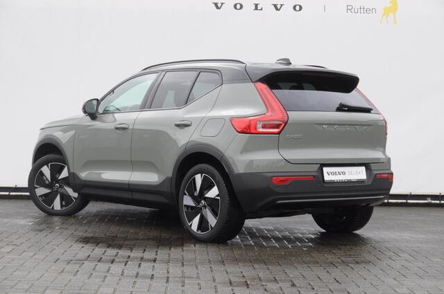 Volvo EX40 252PK Automaat Extended Range Ultra Panoramadak / 360 Camera / Apple carplay / Android auto / Elektrisch bedienbare voorstoelen / Pilot assist / Adaptive cruise control / Harman kardon audio / All season banden / Stoelverwarming voor / Warmtepomp