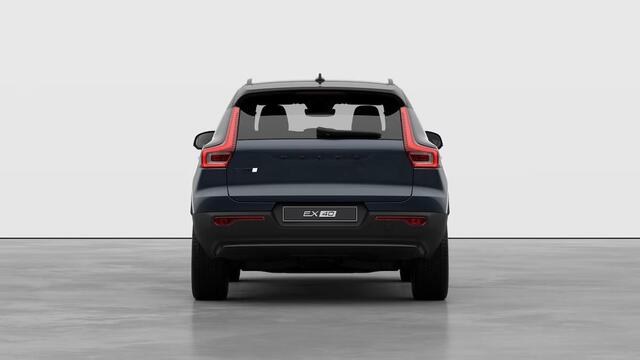 Volvo EX40 Single Motor Extended Range Ultra Black Edition | Verwacht Dec. 2025 | 20" Lichtmetalen Wielen | Elektrisch Verstelbare Voorstoelen | 360º Camera | Stoel/Stuurverwarming | Warmtepomp | Donkergetint Glas |
