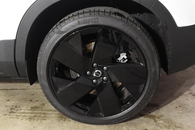 Volvo EX40 252PK Single Motor Ext. Range Plus Black Edition / Extra getint glas / 20'' velgen / Panoramadak / Zwart dak / Harman Kardon / Microtech/Nubuck