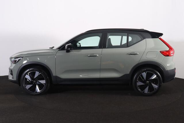 Volvo EX40 Extended Range Ultra 82 kWh - Panorama/schuifdak - IntelliSafe Assist & Surround - 360º Camera - Harman/Kardon audio - Verwarmde voorstoelen, stuur & achterbank - Parkeersensoren voor & achter - Elektr. bedienb. voorstoelen met geheugen links - Draadloze 