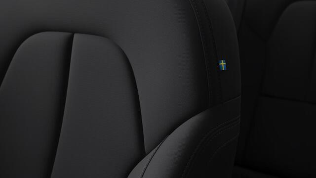 Volvo EX40 Single Motor Extended Range Plus Black Ed. 82 kWh