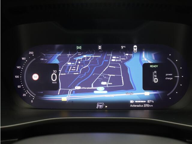 Volvo EX40 Single Motor 252PK Extended Range Core 82 kWh / Business Edition / All Season Banden / Verwarmbare Voorstoelen + Stuurwiel / 19" / Harman Kardon / BLIS / Adaptive Cruise /