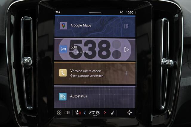 Volvo EX40 Extended Range Ultra Black Ed. 82 kWh - Panorama/schuifdak - IntelliSafe Assist & Surround - 360º Camera - Harman/Kardon audio - Verwarmde voorstoelen, stuur & achterbank - Parkeersensoren voor & achter - Elektr. bedienb. voorstoelen met geheugen links -