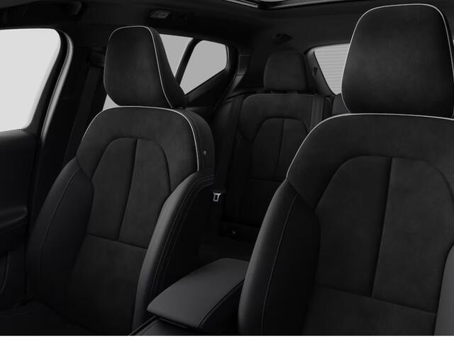 Volvo EX40 Single Motor Extended Range Ultra Black Ed. 82 kWh l Snel leverbaar l