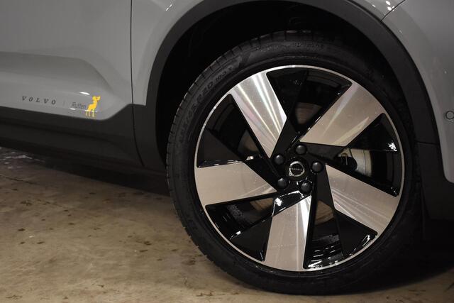 Volvo EX40 Single Motor Extended Range Plus 82 kWh / Lounge Pakket / Extra getint glas / 360 Camera / 20'' velgen / Panoramadak / Zwart dak / Harman Kardon / Microtech/Nubuck