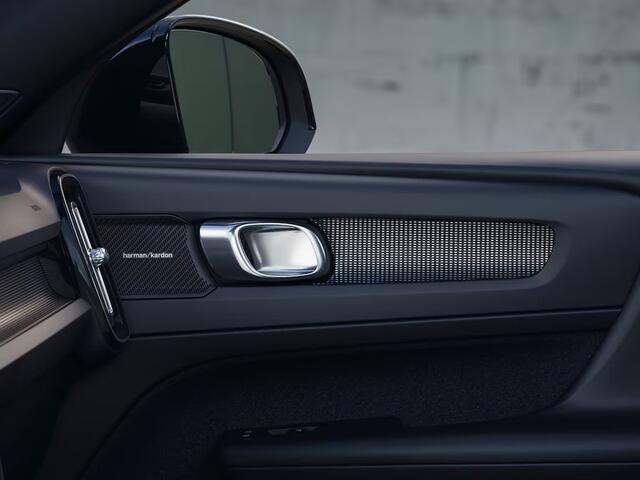 Volvo EX40 Single Motor Extended Range Ultra Europa 82 kWh | Nu te bestellen bij uw Serva vestiging!