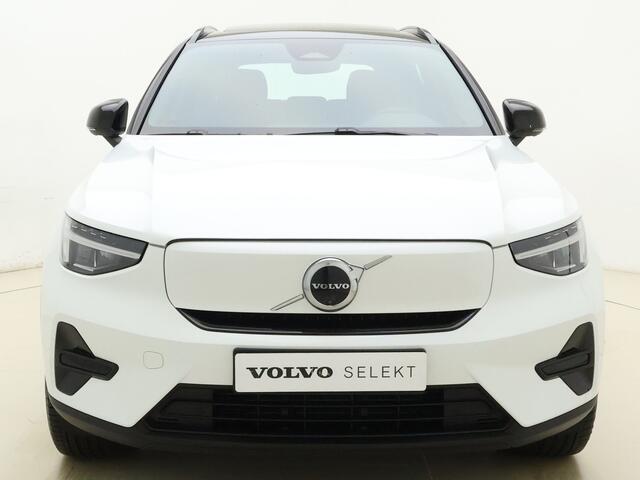 Volvo EX40 Extended Range Ultra / Panoramadak / Harman&Kardon Audio / Elektr. Stoelen / 360 Camera / 19'' / ACC / BLIS / Keyless / Stoel + Stuurw. Verwarming /