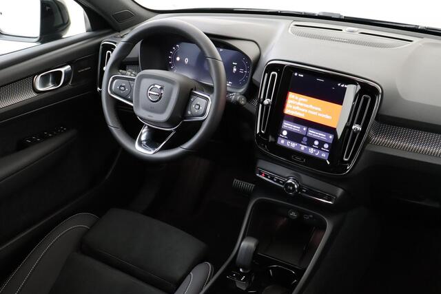 Volvo EX40 SINGLE MOTOR EXTENDED RANGE PLUS BLACK ED. 82 kWh -PANO.DAK|HARMAN/KARDON|360°CAM|PRIVACY.GLAS|20"