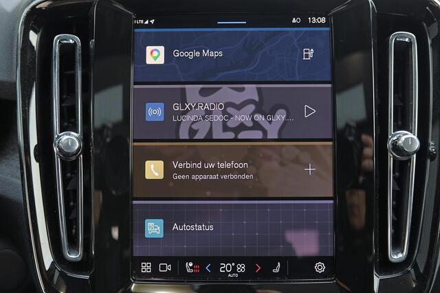 Volvo EX40 Performance Ultra Black Edition 82 kWh - Panorama/schuifdak - IntelliSafe Assist & Surround - 360º Camera - Harman/Kardon audio - Verwarmde voorstoelen, stuur & achterbank - Parkeersensoren voor & achter - Elektr. bedienb. voorstoelen met geheugen links -