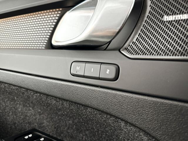 Volvo EX40 Single Motor Extended Range Ultra 82 kWh | Panoramadak | 360° camera | Harman Kardon | Stoel- en Stuurverwarming | Trekhaak