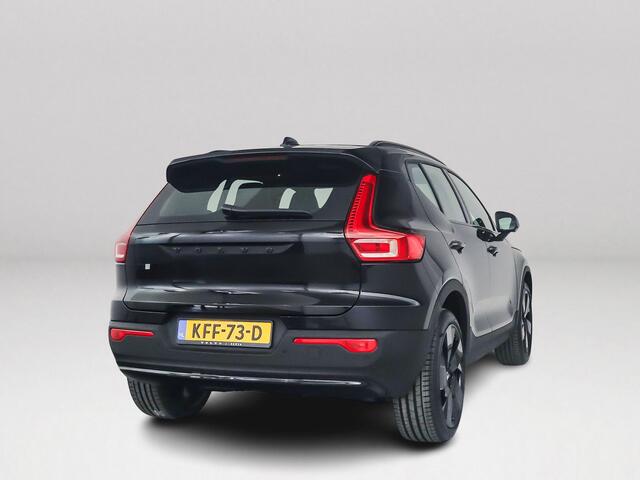 Volvo EX40 Single Motor Extended Range Plus Black Ed. 82 kWh | Panoramadak | 360° camera | Harman Kardon | Stoel- en Stuurverwarming | Trekhaak