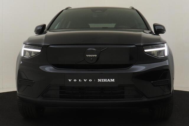 Volvo EX40 SINGLE MOTOR PLUS BLACK EDITION EUROPA 70 kWh -HARMAN/KARDON|POWER-SEATS|CLIMATE|360°CAM|PRIVACY.GLAS|20"