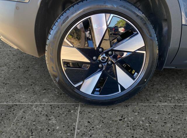 Volvo EX40 Single Plus 70 kWh