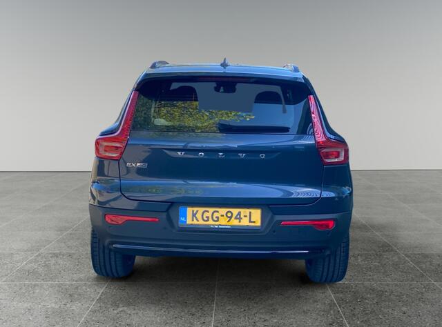 Volvo EX40 Single Plus 70 kWh