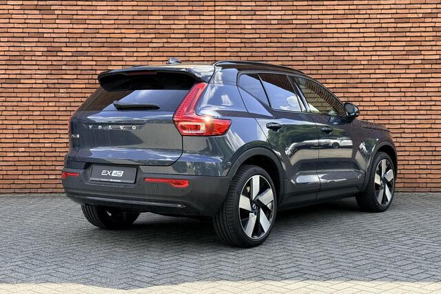 Volvo EX40 Single Motor Extended Range Ultra Europa 82 kWh 45th Anniversary Edition | 5 jaar garantie - (2 jaar extra fabrieksgarantie) | 20 inch lichtmetalen velgen | Extra getint glas achter | Verwarmde voorstoelen en stuurwiel