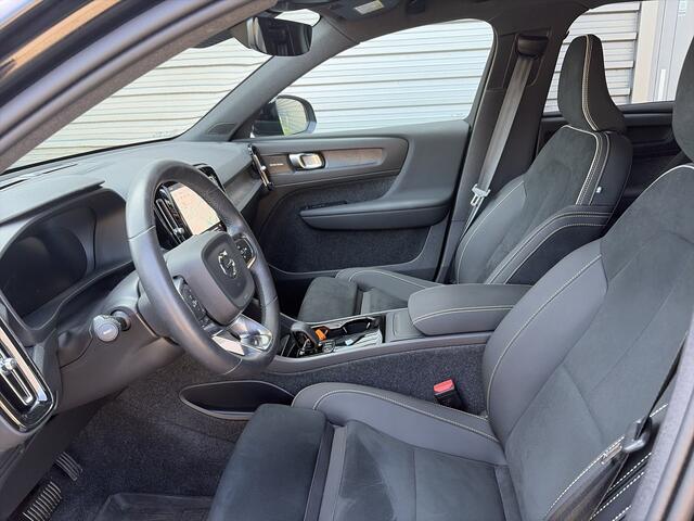 Volvo EX40 Single Motor Extended Range Plus Black Ed. 82 kWh / 20" Velgen Black / Pixel Led / Audio Harman & kardon /
