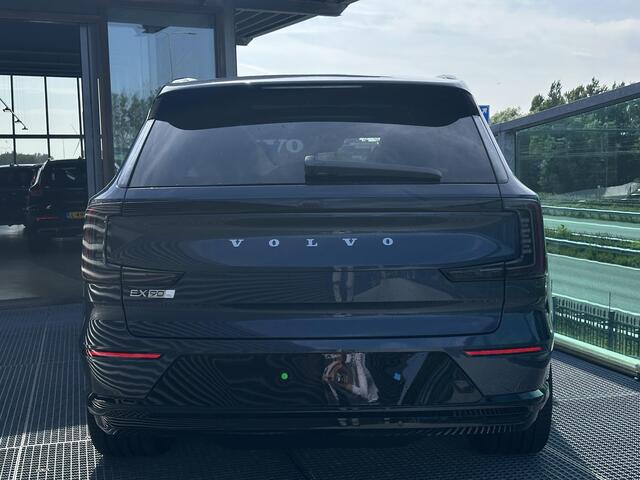 Volvo EX90 Twin Motor Performance Ultra 7p. 111 kWh / DIRECT LEVERBAAR / Pano. dak/ Luchtvering / Bowers & Wilkins / 517 PK / 22 Inch /