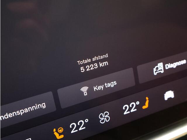 Volvo EX90 Twin Motor Ultra 7p. 111 kWh / Trekhaak / Head-Up Display / Massage Stoelen / 360 Camera / Pilot Assist Pack / 21" Wielen / Climate Pack /