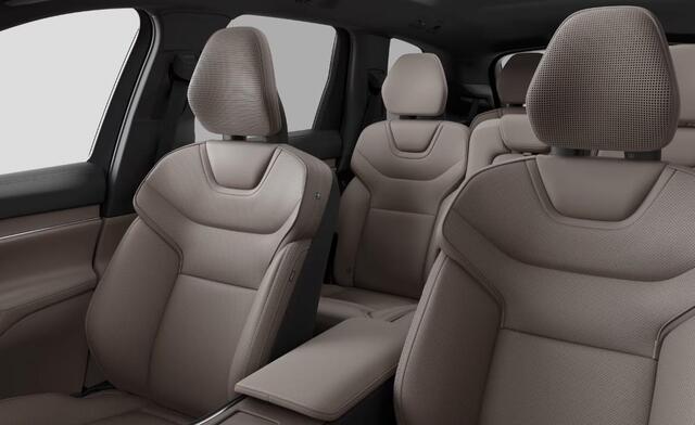 Volvo EX90 Twin Motor Ultra 7p. 106 kWh | 800 V | Bowers & Wilkins | Soft Close Deuren | Luchtvering | 22" | Elektrochromatisch panoramadak | Massage | HD Pixel Led | Gelamineerd Glas | Head-up Dislpay | Elektrisch verstelbare stuurkolom |