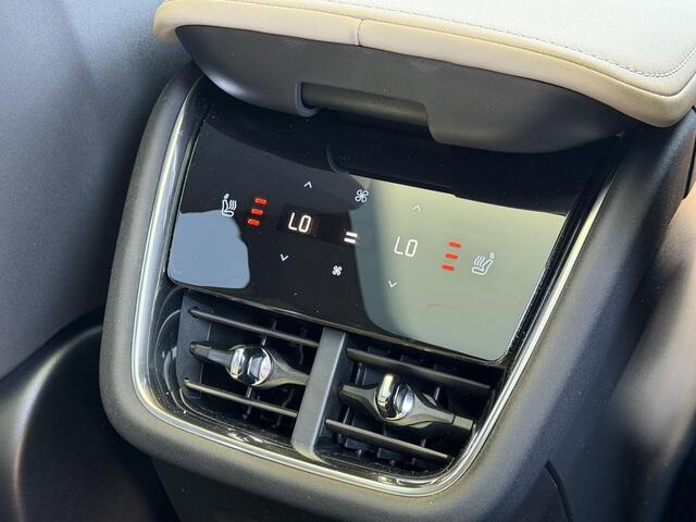 Volvo EX90 Single Motor Plus 7p. 92 kWh 21 inch lichtmetaal / all-season banden / elektrochromatisch panoramadak