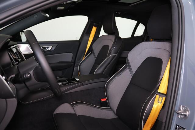 Volvo S60 T8 AWD Polestar Engineered - LONG RANGE - Panorama/schuifdak - IntelliSafe Assist & Surround - 360º Camera - Bowers & Wilkins audio - Adaptieve LED koplampen - Verwarmde voorstoelen, stuur & achterbank - Parkeersensoren voor & achter - Elektr. bedienb. vo