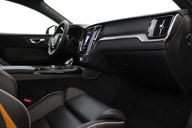 Volvo S60 T8 AWD POLESTAR ENGINEERED -PANO.DAK|360°CAM|BOWERS&WILKINS|GELAAGD.GLAS|19"|TREHAAK