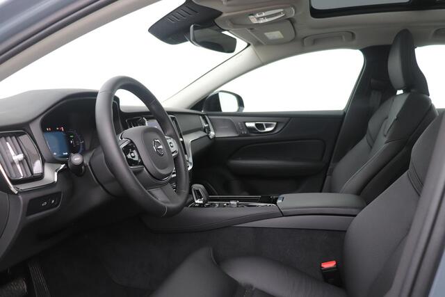Volvo S60 T8 Recharge Plus Dark | Panoramadak | 360° Camera | ACC | BLIS | Harman/Kardon | Stoel+Stuurverwarming