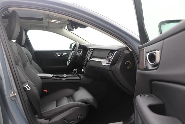 Volvo S60 T8 Recharge Plus Dark | Panoramadak | 360° Camera | ACC | BLIS | Harman/Kardon | Stoel+Stuurverwarming