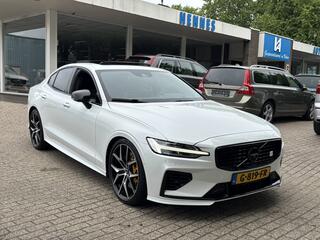 volvo-s60-t8-awd-twin-engine-polest