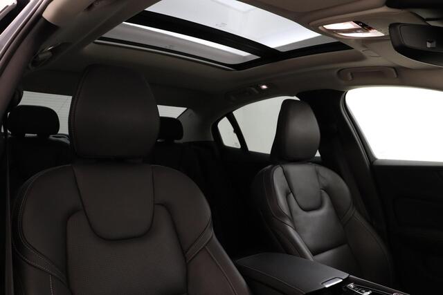 Volvo S60 RECHARGE T6 AWD ULTIMATE BRIGHT -PANO.DAK|GEVENT.LEDER|BOWERS&WILKINS|HEAD-UP DISP.|TREKHAAK|GETINT.GLAS