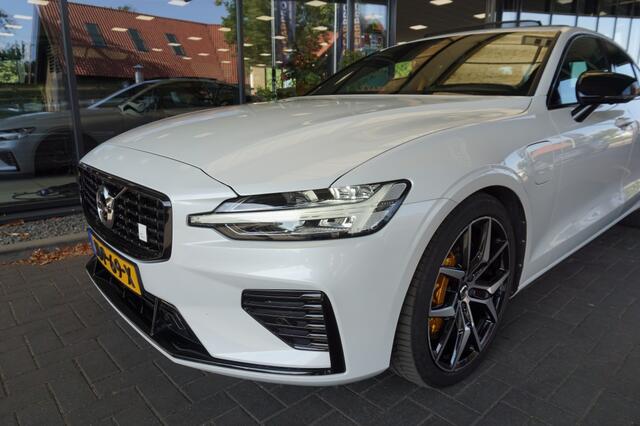 Volvo S60 2.0 T8 AWD Polestar Engineered | Schuif-/Kanteldak | H&K | 360°