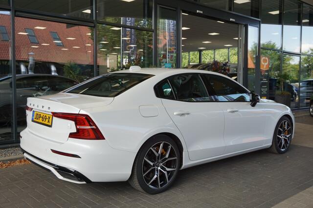 Volvo S60 2.0 T8 AWD Polestar Engineered | Schuif-/Kanteldak | H&K | 360°