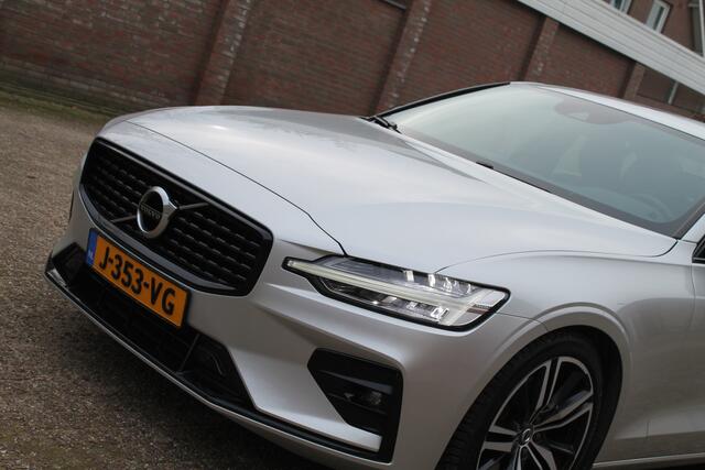 Volvo S60 2.0 B4 R-Design | Pano | Carplay | LED