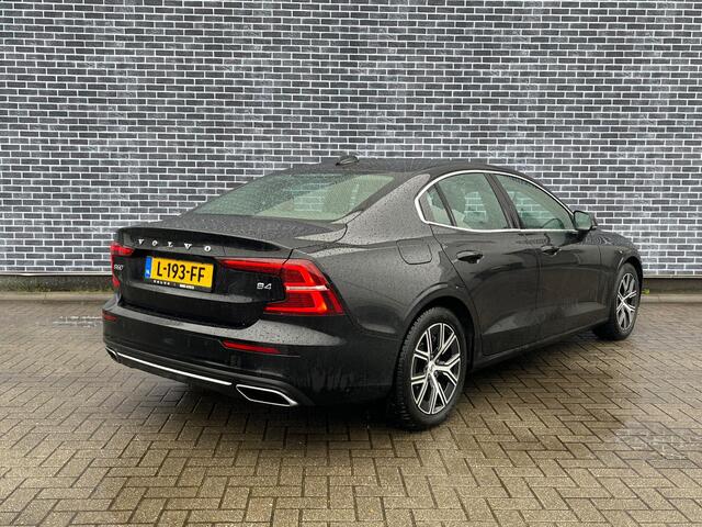 Volvo S60 2.0 B4 Inscription | Parkeerverwarming | Trekhaak | Harman Kardon Audio | Achteruitrijcamera | Lederen Bekleding | Stoelverwarming | Keyless Entry | Navigatie | Apple Carplay | Android Auto