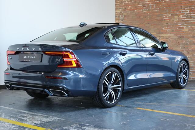 Volvo S60 B3 R-Design | Panoramadak | Stoelverwarming | Adaptive Cruise Control | Parkeerverwarming | BLIS | Parkeersensoren voor + achter | Parkeersensoren voor + achter | Parkeercamera | 19'' Lichtmetalen velgen |