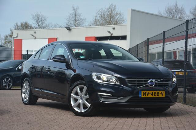Volvo S60 1.5 T3 Nordic+ | Navigatie | Xenon | Bluetooth | Clima | Stoelverwarming | Cruise Control | NL auto !! | Nederlandse Auto 60322 NAP laatste beurt bij 58000km zeer netjes!!